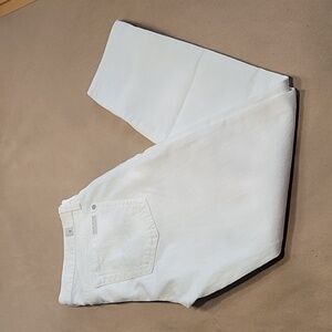 7 for All Mankind "Josefina" Skinny Boyfriend Size 26 White Jeans, EUC